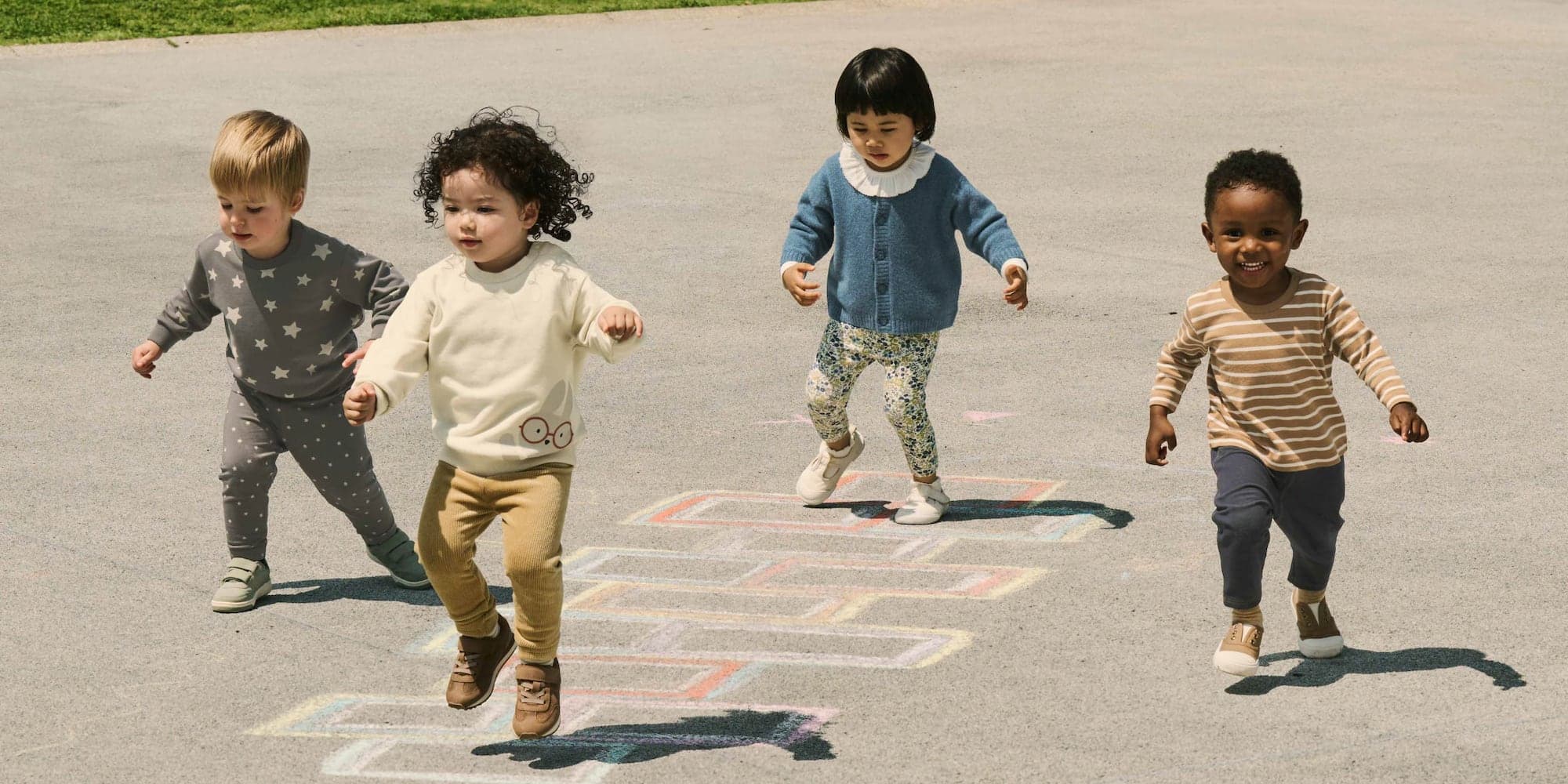 children running